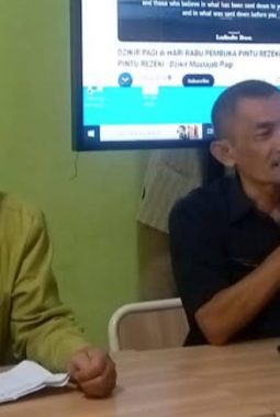 Sholat Dhuha Perdana Jadi Momen Perpisahan Kepala SMPN 2 Karangpawitan Jelang Purna Bakti